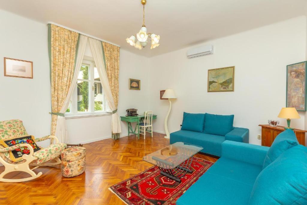 Villa Ahava *