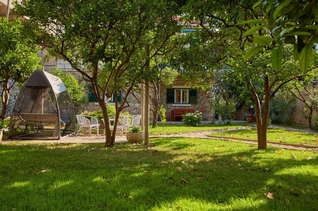 Villa Ahava *