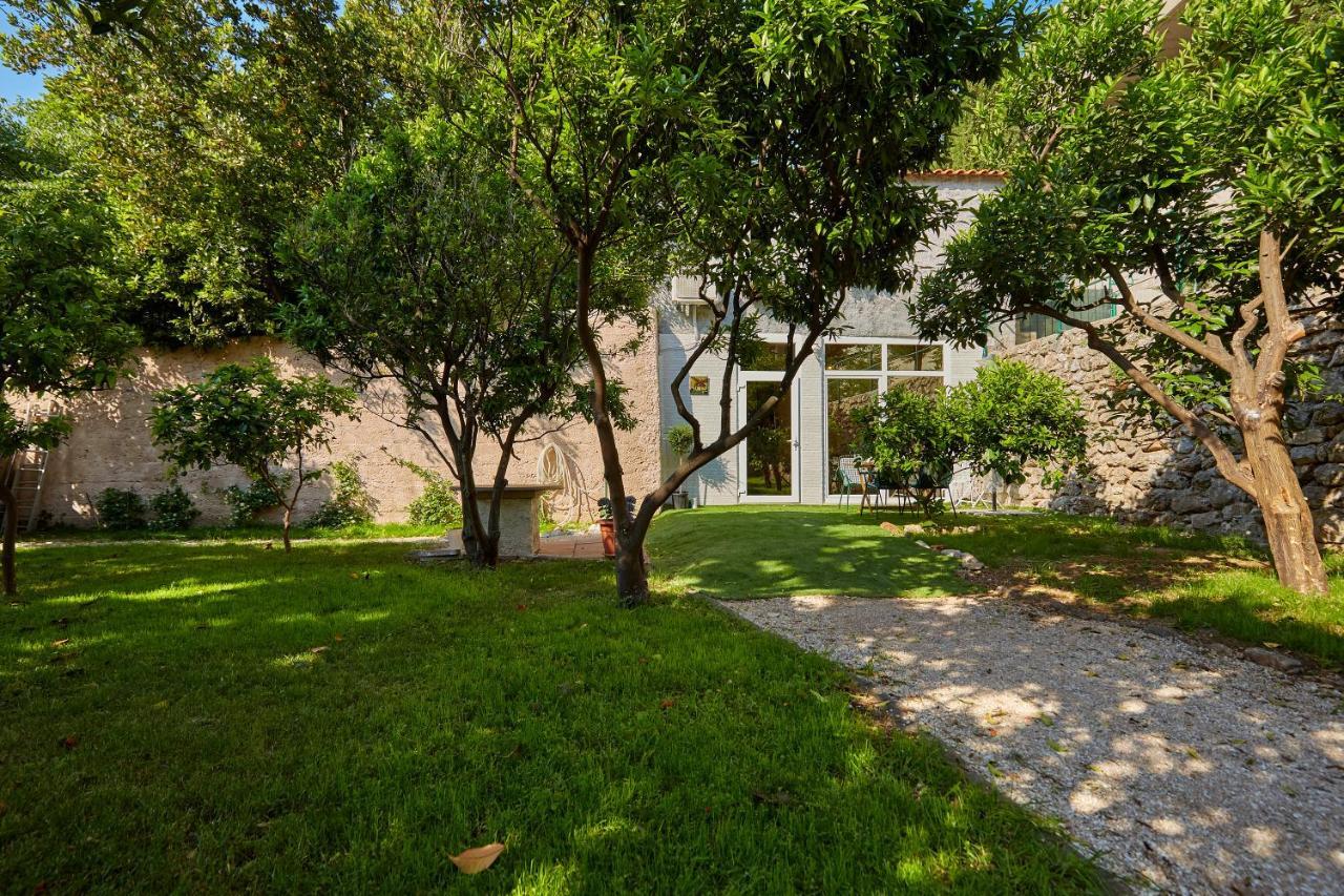 Ahava Villa *